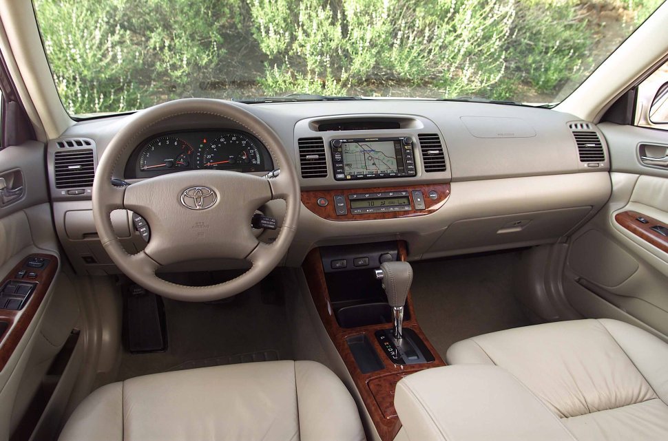 Toyota Camry Technical Specifications And Fuel Economy